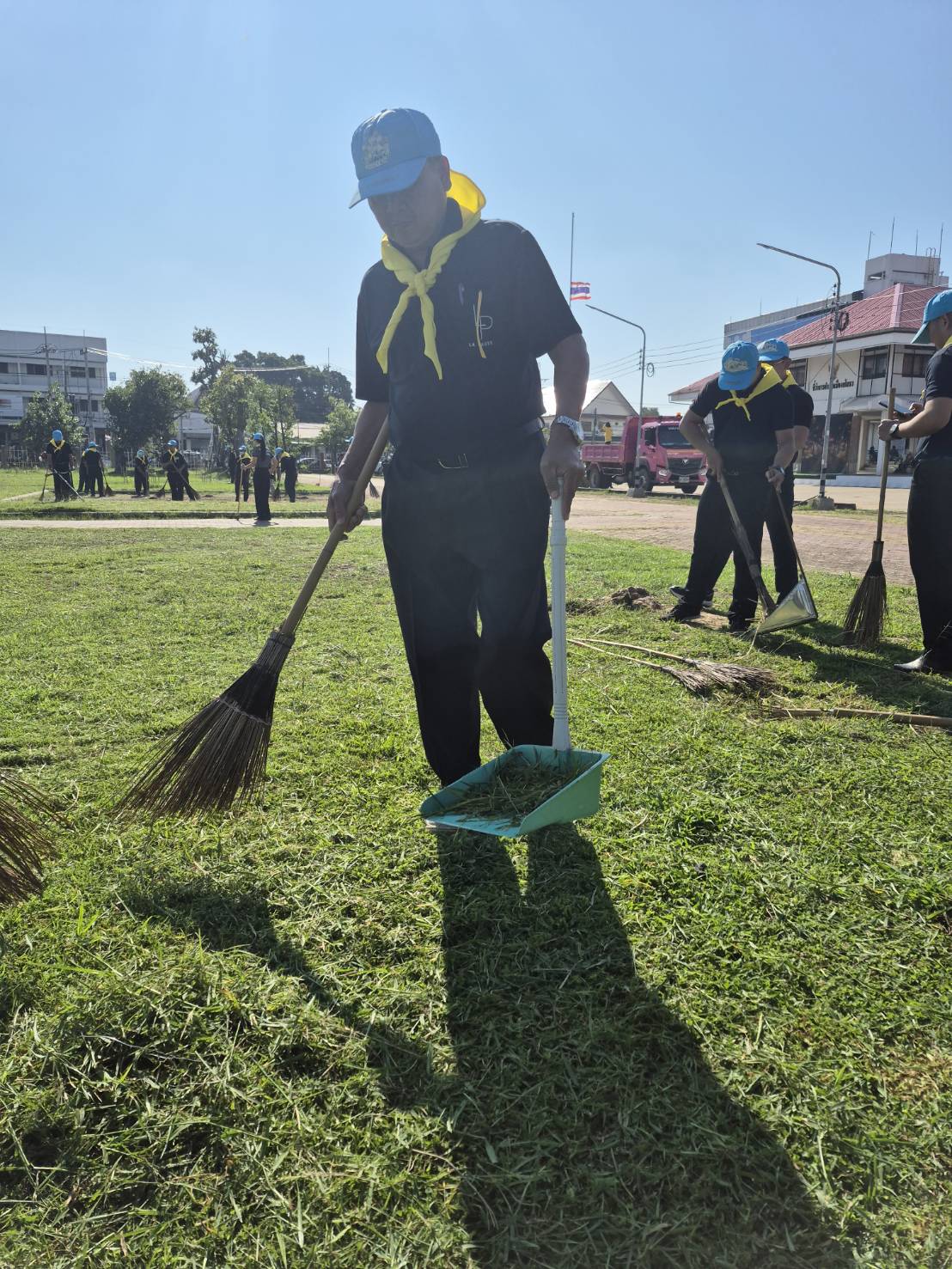 title - ส.ป.ก.ยโสธร ร่วมกิจกรรมจิตอาสาพัฒนาเพื่อถวายเป็นพระราชกุศล  น้อมสำนึกในพระมหากรุณาธิคุณ สมเด็จพระนางเจ้าสิริกิติ์ พระบรมราชินีนาถ พระบรมราชชนนีพันปีหลวง